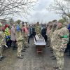 Пекучий біль, сльози, пустота…: Саф’янівська громада провела в останню путь захисника України Володимира Гончарова 3