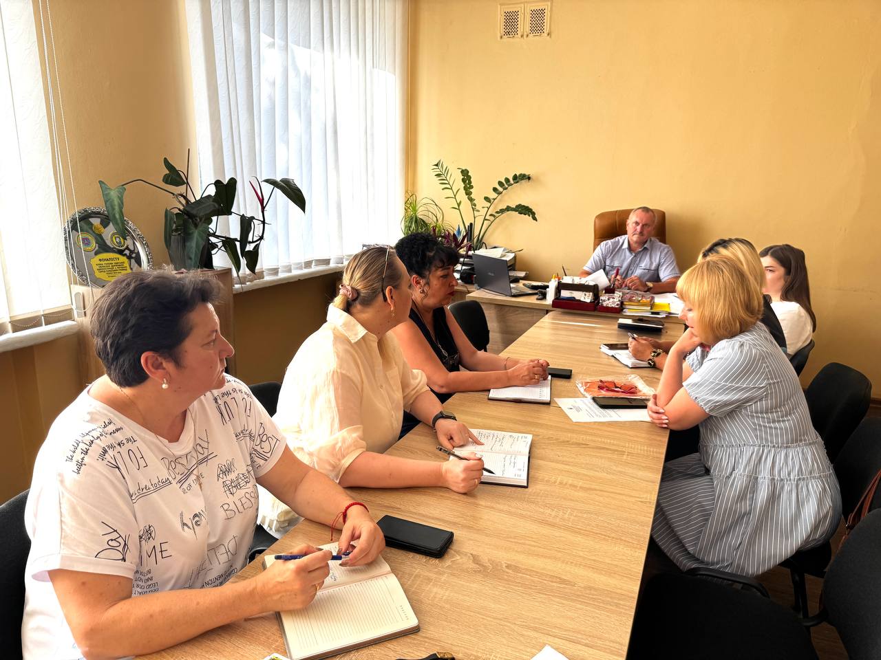 У Саф’янівській сільській раді відбулась чергова апаратна нарада: обговорили ключові напрями роботи громади 4 У Саф’янівській сільській раді відбулась чергова апаратна нарада: обговорили ключові напрями роботи громади 3